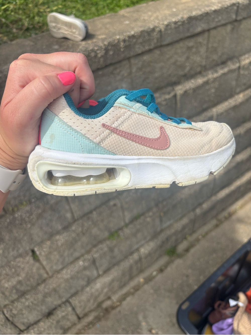 Nike girls Sneakers - Cream Upper with Teal Interior and Pink Swoosh